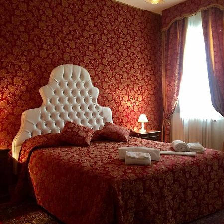 Residenza Rialto Hotel Venetië Buitenkant foto